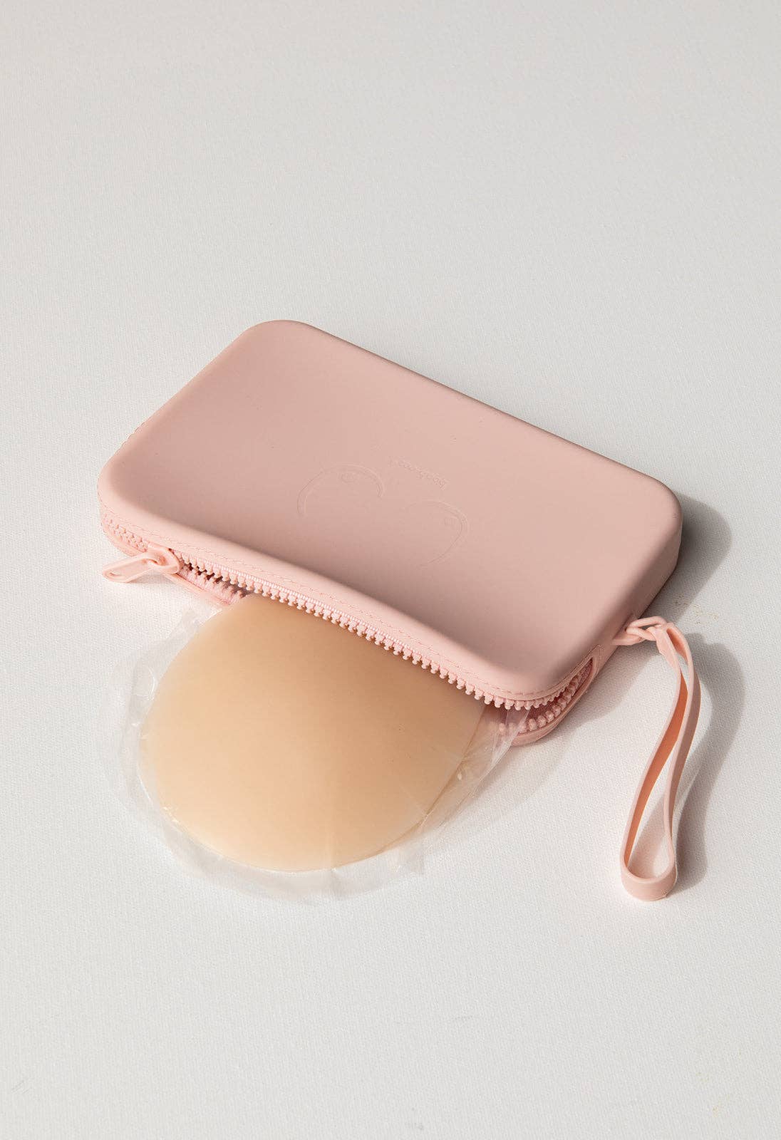 Adhesive Stick-on Bra with Silicone Travel Case