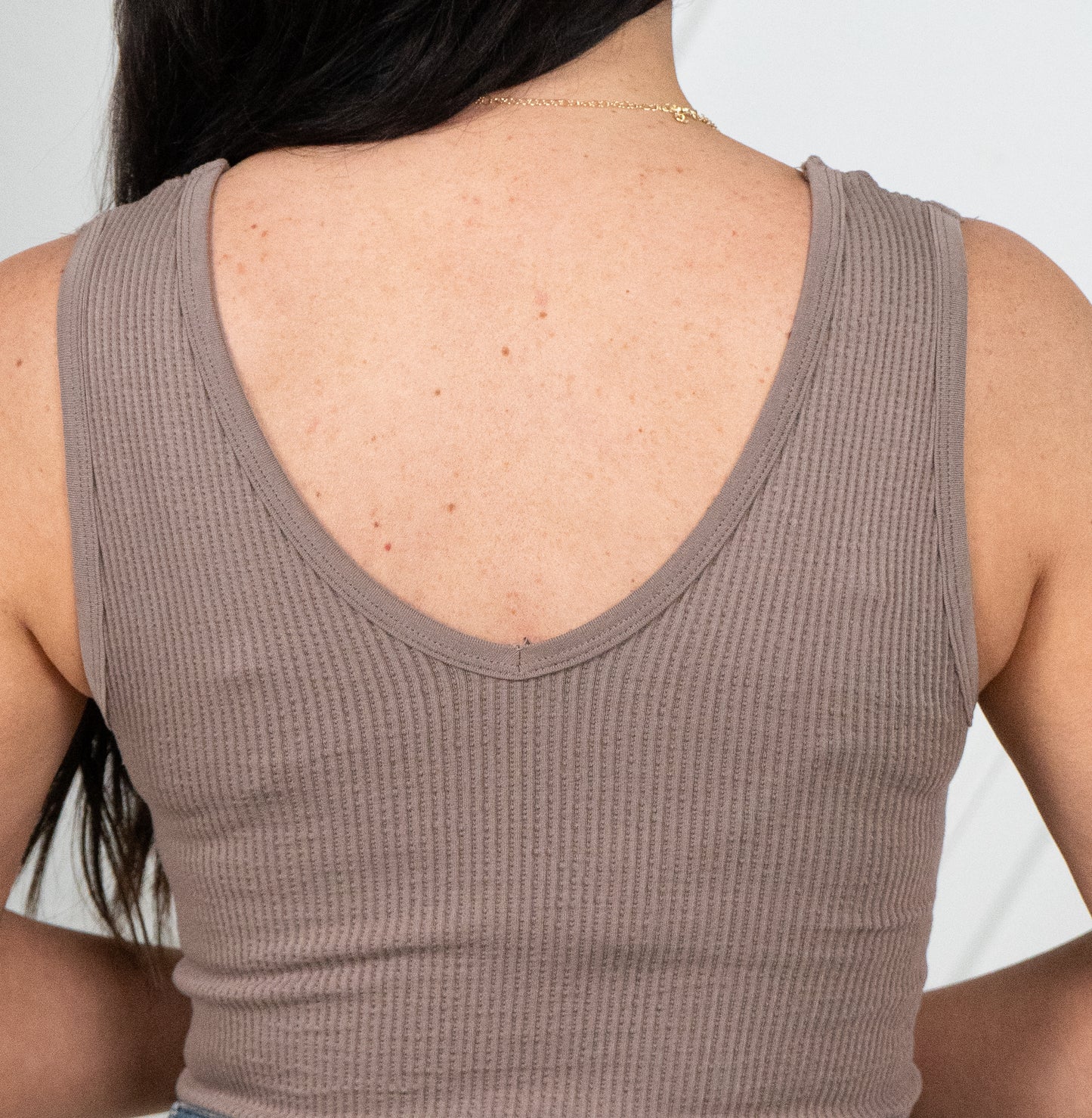 Seamless Sleeveless Neck Reversible Tank Top