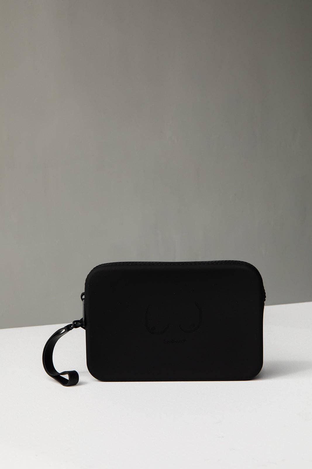 Adhesive Stick-on Bra with Silicone Travel Case