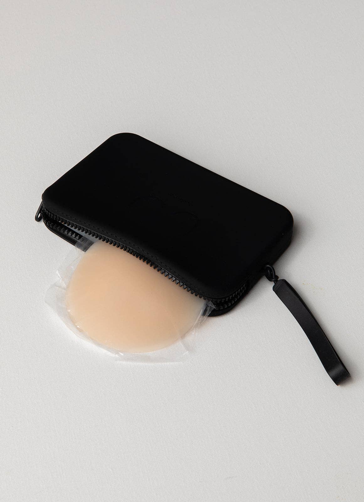 Adhesive Stick-on Bra with Silicone Travel Case