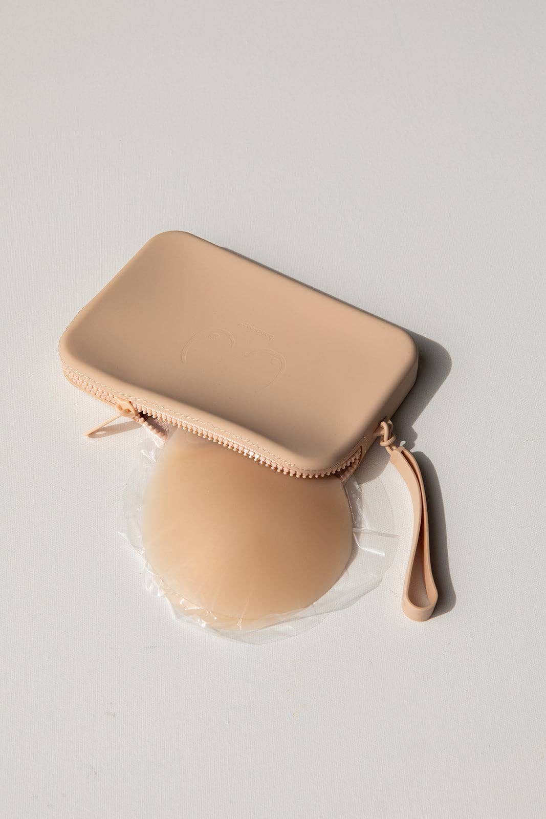 Adhesive Stick-on Bra with Silicone Travel Case
