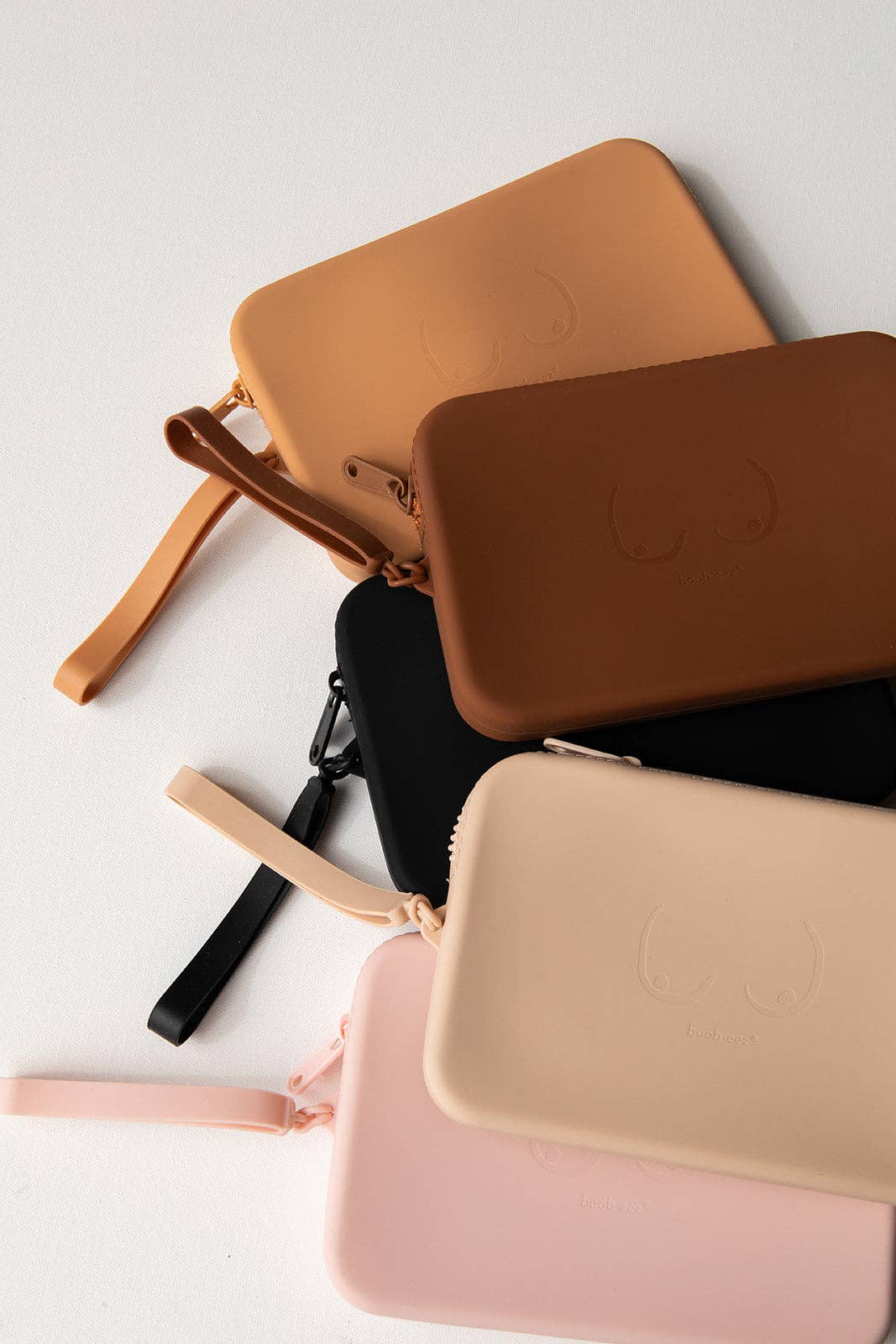 Adhesive Stick-on Bra with Silicone Travel Case