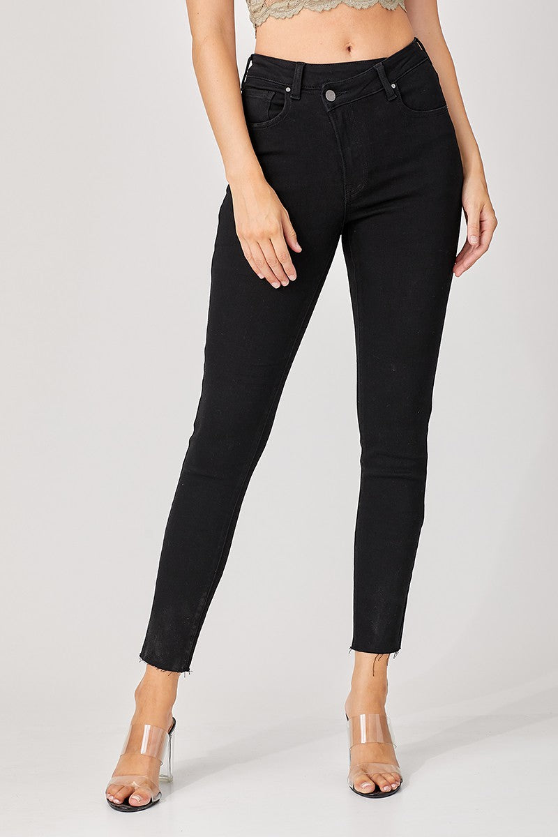 High-Rise Crossover Loose Ankle Skinny – Glam Retail Bar